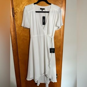 Lulu’s white midi wrap dress